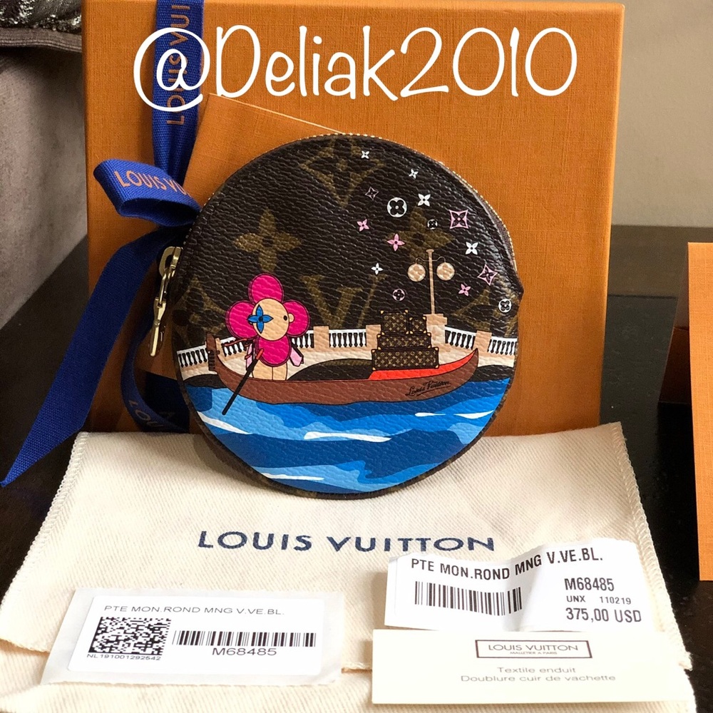 SOLD! NEW Louis Vuitton Round Coin Purse Venice